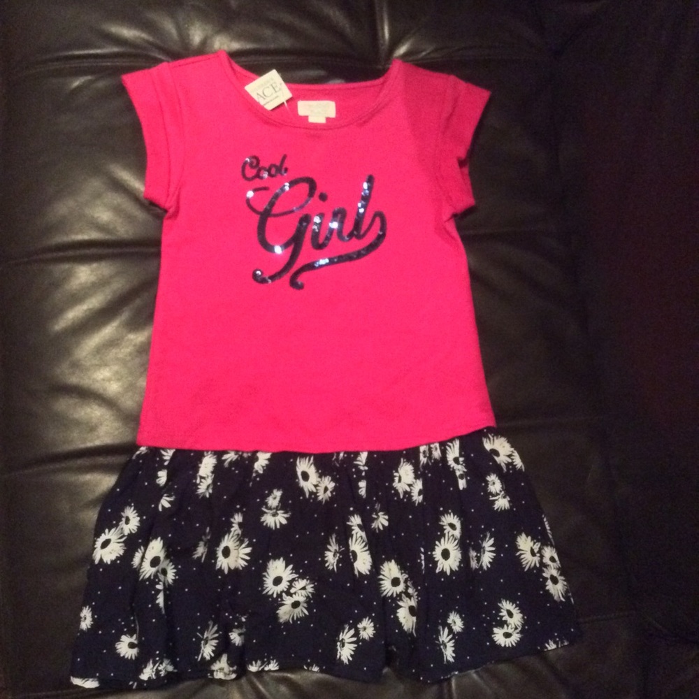 NWT Children’s Place Embellished Dress size 5/6